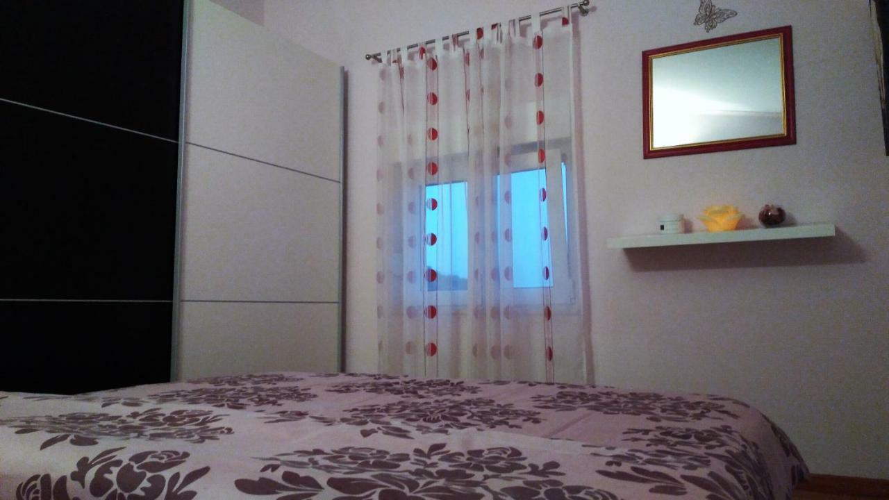 Apartments Annie 罗戈兹尼察 外观 照片